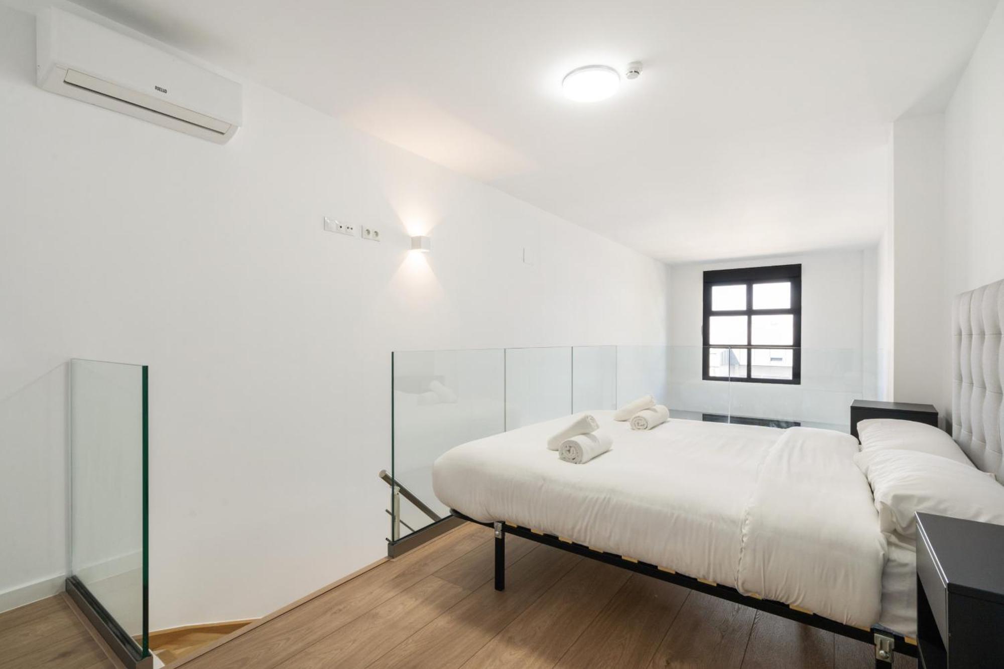 APARTAMENTOS BUSINESs San Sebastián de los Reyes Exterior foto
